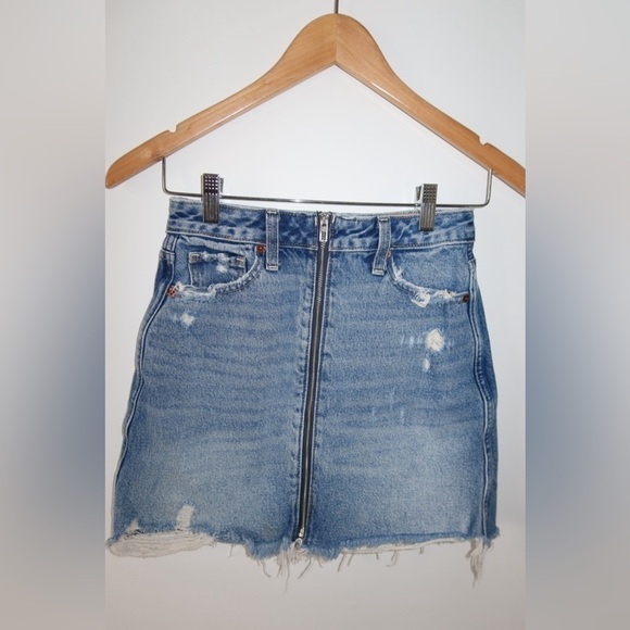 Abercrombie & Fitch Denim Mini Skirt Zip Up Size 24 - Picture 6 of 13